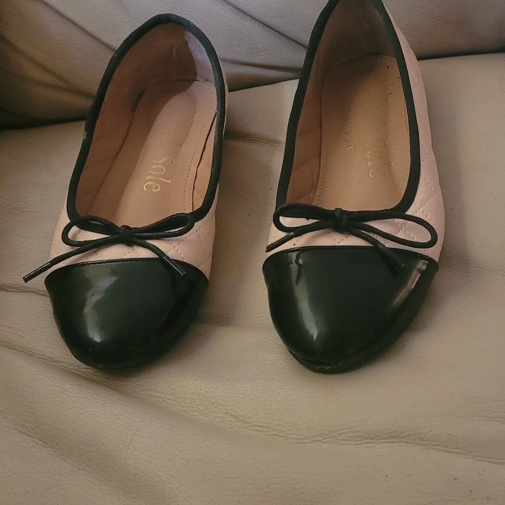 French Sole Black and Pink Ballet Flats